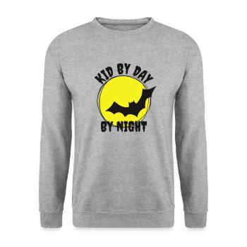 Kid by day - bat by night Kid likes bats - Unisex Sweatshirt - salt & pepper - Front - Alina (178cm) & Michal (187cm)