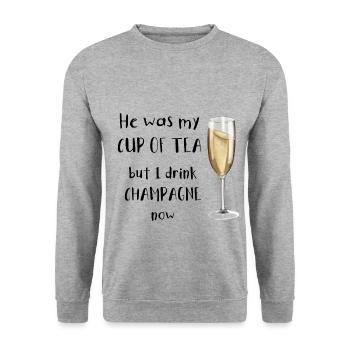 Sparkling wine - He was my tea but I drink Champa - Unisex Sweatshirt - salt & pepper - Front - Alina (178cm) & Michal (187cm)