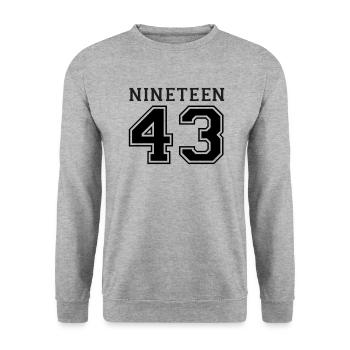 1943 - Unisex Pullover - Weißgrau meliert - Vorne - Alina (178cm) & Michal (187cm)