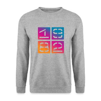 Millésime 1982 - Sweat-shirt Unisexe - gris chiné - Devant - Alina (178cm) & Michal (187cm)