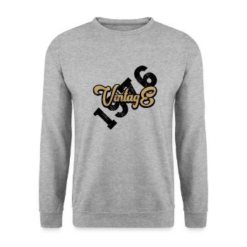 Vintage 1976 - Unisex Pullover - Weißgrau meliert - Vorne - Alina (178cm) & Michal (187cm)