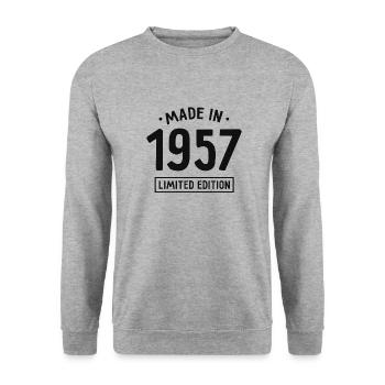 Made in 1957 - Limited Edition - Geburtsjahr - Unisex Pullover - Weißgrau meliert - Vorne - Alina (178cm) & Michal (187cm)