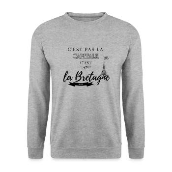 C'est pas la capitale, c'est la Bretagne bébé - Sweat-shirt Unisexe - gris chiné - Devant - Alina (178cm) & Michal (187cm)