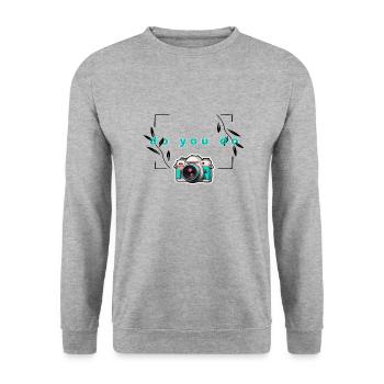 "Do yo do"-Kamera - Unisex Pullover - Weißgrau meliert - Vorne - Alina (178cm) & Michal (187cm)