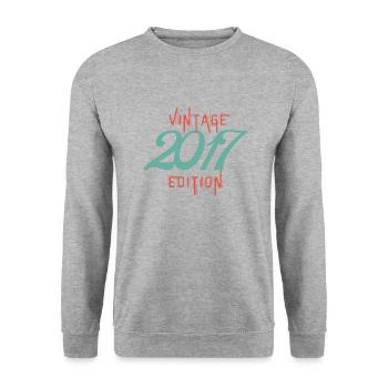 Jahrgang 2017 Ausgabe - Unisex Pullover - Weißgrau meliert - Vorne - Alina (178cm) & Michal (187cm)