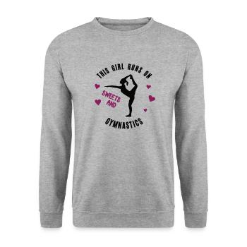 Turn Spruch This Girl Runs On Sweets And Gymnastic - Unisex Pullover - Weißgrau meliert - Vorne - Alina (178cm) & Michal (187cm)