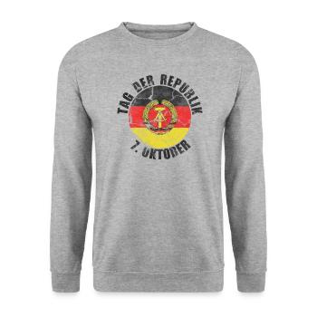 Tag der Republik 7. Oktober retro - Unisex Pullover - Weißgrau meliert - Vorne - Alina (178cm) & Michal (187cm)
