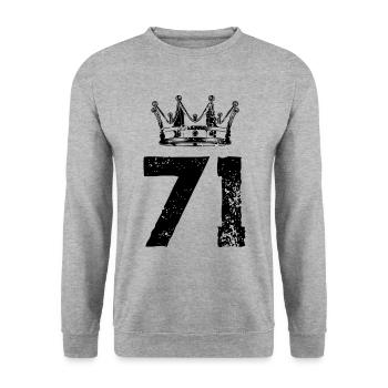 71 Zahl Krone - Unisex Pullover - Weißgrau meliert - Vorne - Alina (178cm) & Michal (187cm)