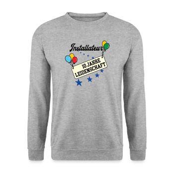 Installateur Jubiläum 10 Jahre 10. jähriges Jubi - Unisex Pullover - Weißgrau meliert - Vorne - Alina (178cm) & Michal (187cm)