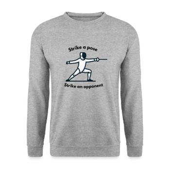 "Nimm eine Pose ein, schlage einen Gegner" - Unisex Pullover - Weißgrau meliert - Vorne - Alina (178cm) & Michal (187cm)