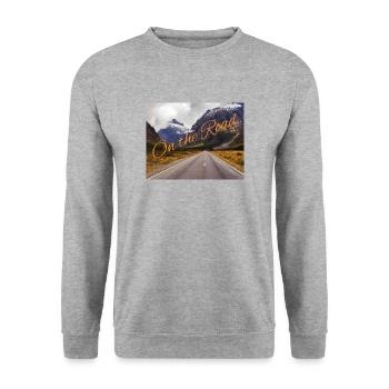 In the Road - Unisex Pullover - Weißgrau meliert - Vorne - Alina (178cm) & Michal (187cm)