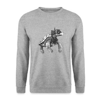 Turtle with diver accessories as a diver - Unisex Sweatshirt - salt & pepper - Front - Alina (178cm) & Michal (187cm)