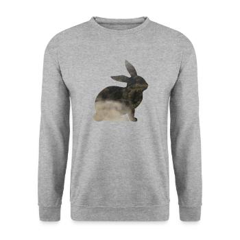 Hase in Silhouette mit Wald und Nebel - Unisex Pullover - Weißgrau meliert - Vorne - Alina (178cm) & Michal (187cm)