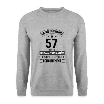 Cadeau anniversaire 57 ans - Sweat-shirt Unisexe - gris chiné - Devant - Alina (178cm) & Michal (187cm)