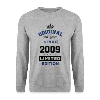 2009 limited edition Geburtstag - Unisex Pullover - Weißgrau meliert - Vorne - Alina (178cm) & Michal (187cm)