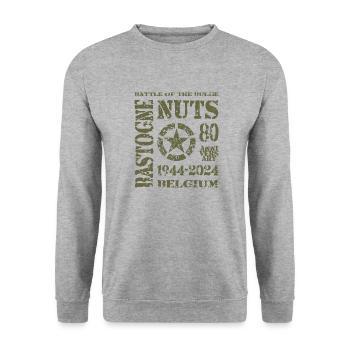 AVM Bastogne NUTS 80th Anniversary 1944 2024 Green - Unisex Sweatshirt - salt & pepper - Front - Alina (178cm) & Michal (187cm)