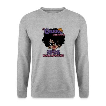 Eine Königin wurde 1995 geboren - 27 Jahre alter Geburtstag - Unisex Pullover - Weißgrau meliert - Vorne - Alina (178cm) & Michal (187cm)