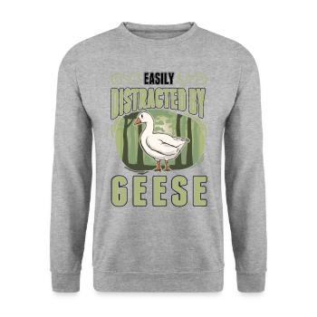 Easily distracted by Geese Gänsezüchter Gänse - Unisex Pullover - Weißgrau meliert - Vorne - Alina (178cm) & Michal (187cm)