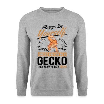 Always be yourself Unless you can be a Gecko - Unisex Pullover - Weißgrau meliert - Vorne - Alina (178cm) & Michal (187cm)