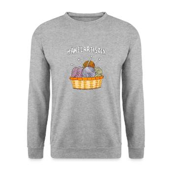 WOLLE HÄKELARTISTIN - Unisex Pullover - Weißgrau meliert - Vorne - Alina (178cm) & Michal (187cm)