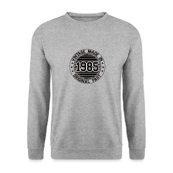 Vintage Made In 1985 Original Part Birthday 1985 - Unisex Sweatshirt - salt & pepper - Front - Alina (178cm) & Michal (187cm)