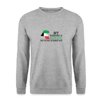 Nichts macht mir Angst Kuwaitischer Ehemann Kuwait - Unisex Pullover - Weißgrau meliert - Vorne - Alina (178cm) & Michal (187cm)