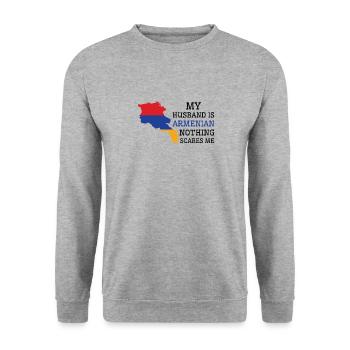 Nichts macht mir Angst Armenischer Ehemann - Unisex Pullover - Weißgrau meliert - Vorne - Alina (178cm) & Michal (187cm)