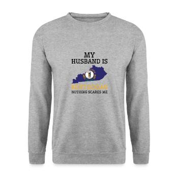 Nichts macht mir Angst Kentuckian Ehemann Kentucky - Unisex Pullover - Weißgrau meliert - Vorne - Alina (178cm) & Michal (187cm)