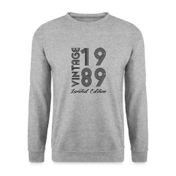 Vintage 1989 Vintage Fødselsdag Retro Vintage - Unisex sweater - hvidgrå meleret - Foran - Alina (178cm) & Michal (187cm)