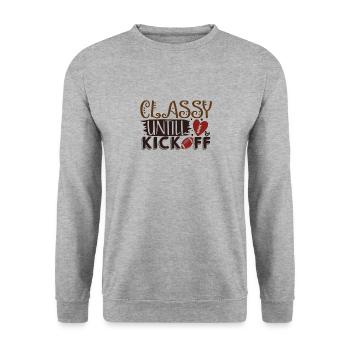 Stilvoll bis zum Anpfiff - Lustiger Fußball - Unisex Pullover - Weißgrau meliert - Vorne - Alina (178cm) & Michal (187cm)