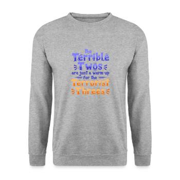 Die schrecklichen Zweier sind nur das Aufwärmen - Unisex Pullover - Weißgrau meliert - Vorne - Alina (178cm) & Michal (187cm)
