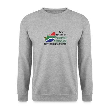 Rien ne me fait peur Ma femme est - Sweat-shirt Unisexe - gris chiné - Devant - Alina (178cm) & Michal (187cm)
