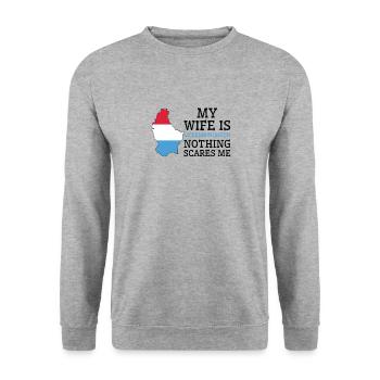 Rien ne me fait peur Ma femme est - Sweat-shirt Unisexe - gris chiné - Devant - Alina (178cm) & Michal (187cm)