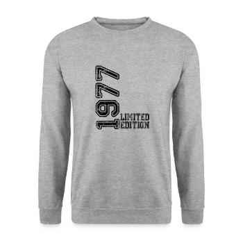 Limited Edition 1977 - Unisex Sweatshirt - salt & pepper - Front - Alina (178cm) & Michal (187cm)