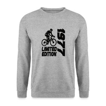 Limited Edition 1977 Limited Edition Fahrrad - Unisex Pullover - Weißgrau meliert - Vorne - Alina (178cm) & Michal (187cm)