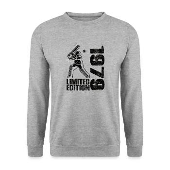 Limited Edition 1979 Limited Edition Cricket - Unisex Sweatshirt - salt & pepper - Front - Alina (178cm) & Michal (187cm)