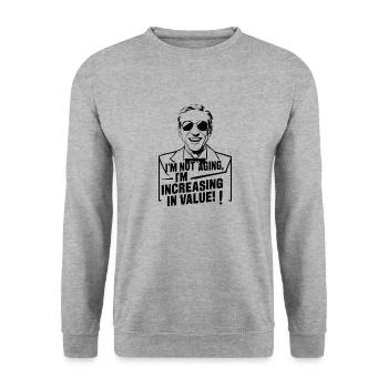 ICH ALTERE NICHT, ICH STEIGERE DEN WERT - Unisex Pullover - Weißgrau meliert - Vorne - Alina (178cm) & Michal (187cm)