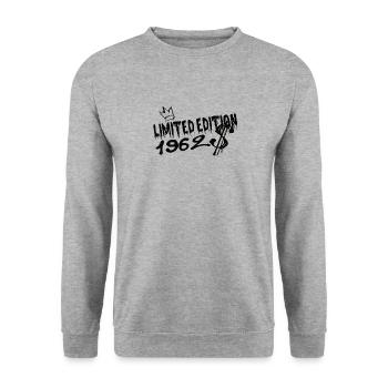 Edition Limitée 1962 Anniversaire Né 1962 - Sweat-shirt Unisexe - gris chiné - Devant - Alina (178cm) & Michal (187cm)