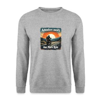 Adventure Awaits Motorrad Motorradfahrer Motorrad - Unisex Pullover - Weißgrau meliert - Vorne - Alina (178cm) & Michal (187cm)