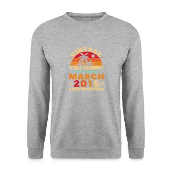 Mars 2015 10 Ans Vintage Rétro Anniversaire - Sweat-shirt Unisexe - gris chiné - Devant - Alina (178cm) & Michal (187cm)