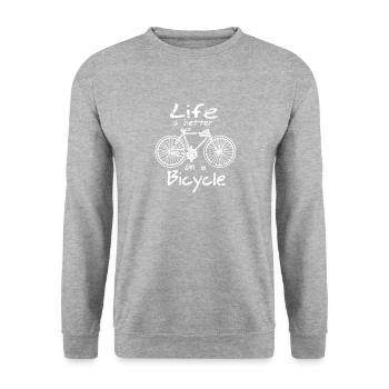 Life Is Better on Two Wheels Cycling Quote - Unisex Pullover - Weißgrau meliert - Vorne - Alina (178cm) & Michal (187cm)
