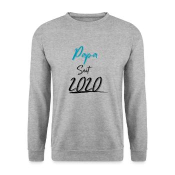 Papa seit 2020 - Unisex Pullover - Weißgrau meliert - Vorne - Alina (178cm) & Michal (187cm)