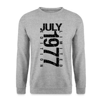 Birthday July 1977 July born in July 1977 - Unisex Sweatshirt - salt & pepper - Front - Alina (178cm) & Michal (187cm)