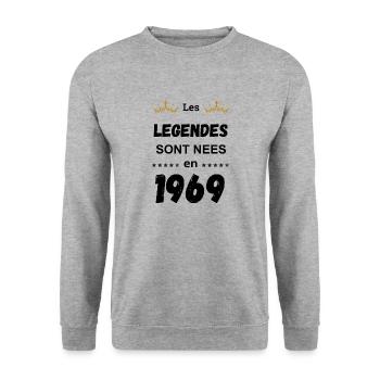 Die Legenden wurden 1969 geboren - Unisex Pullover - Weißgrau meliert - Vorne - Alina (178cm) & Michal (187cm)