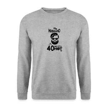 Ehemann Papa 40 Jahre alte Legende Shirt Bart - Unisex Pullover - Weißgrau meliert - Vorne - Alina (178cm) & Michal (187cm)