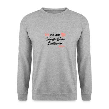 Die mit dem Staffordshire Bullterrier geht - Hunde - Unisex Pullover - Weißgrau meliert - Vorne - Alina (178cm) & Michal (187cm)