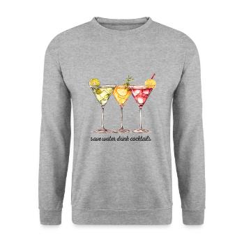 Funny saying: Save water - Drink cocktails - Unisex Sweatshirt - salt & pepper - Front - Alina (178cm) & Michal (187cm)