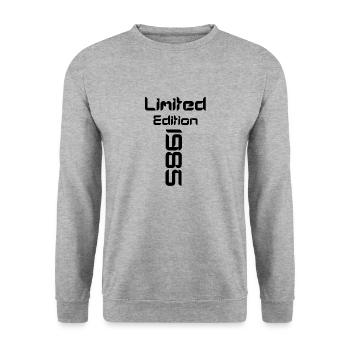 Limited Edition 1985 - Unisex Pullover - Weißgrau meliert - Vorne - Alina (178cm) & Michal (187cm)