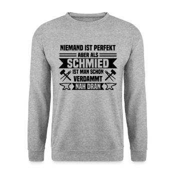 Niemand ist perfekt Schmied - Unisex Pullover - Weißgrau meliert - Vorne - Alina (178cm) & Michal (187cm)