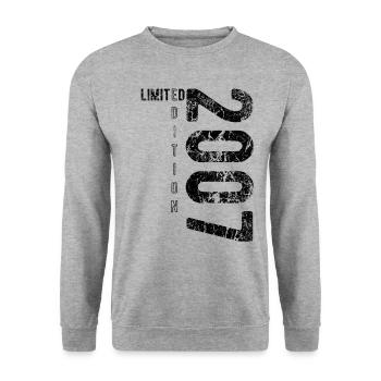 Limited Edition 2007 Birthday Vintage 2007 - Unisex Sweatshirt - salt & pepper - Front - Alina (178cm) & Michal (187cm)